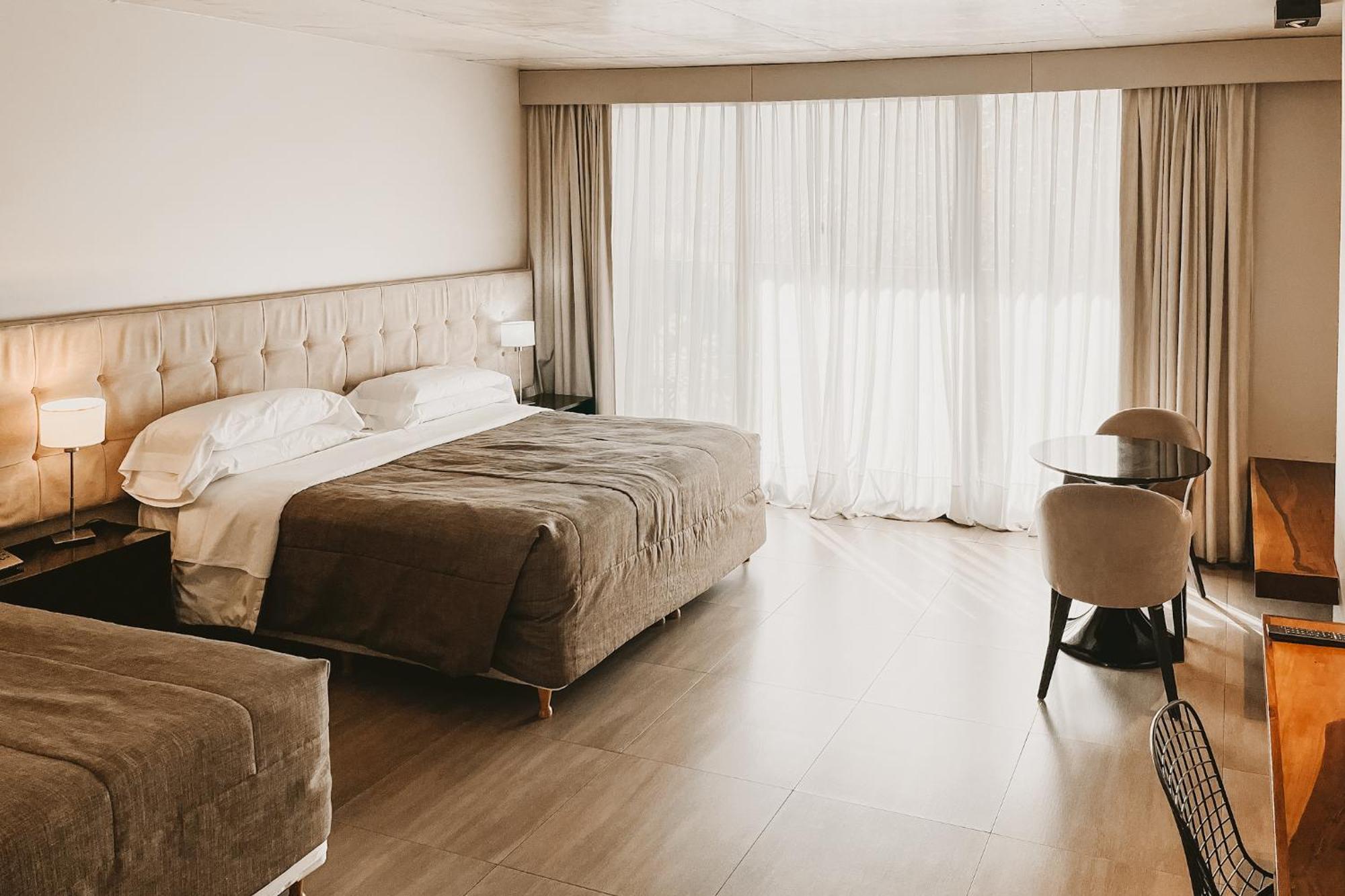 Nuit Hotel Мар дел Плата Екстериор снимка